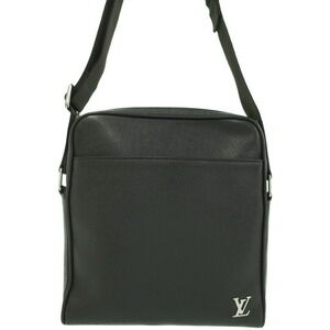 Louis Vuitton Taiga Messenger Shoulder Bag